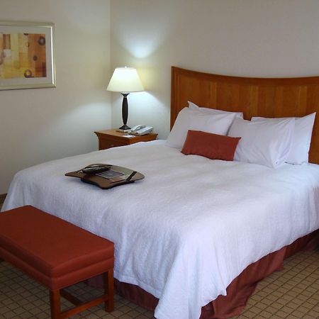 Hampton Inn Norco/Corona Habitación foto