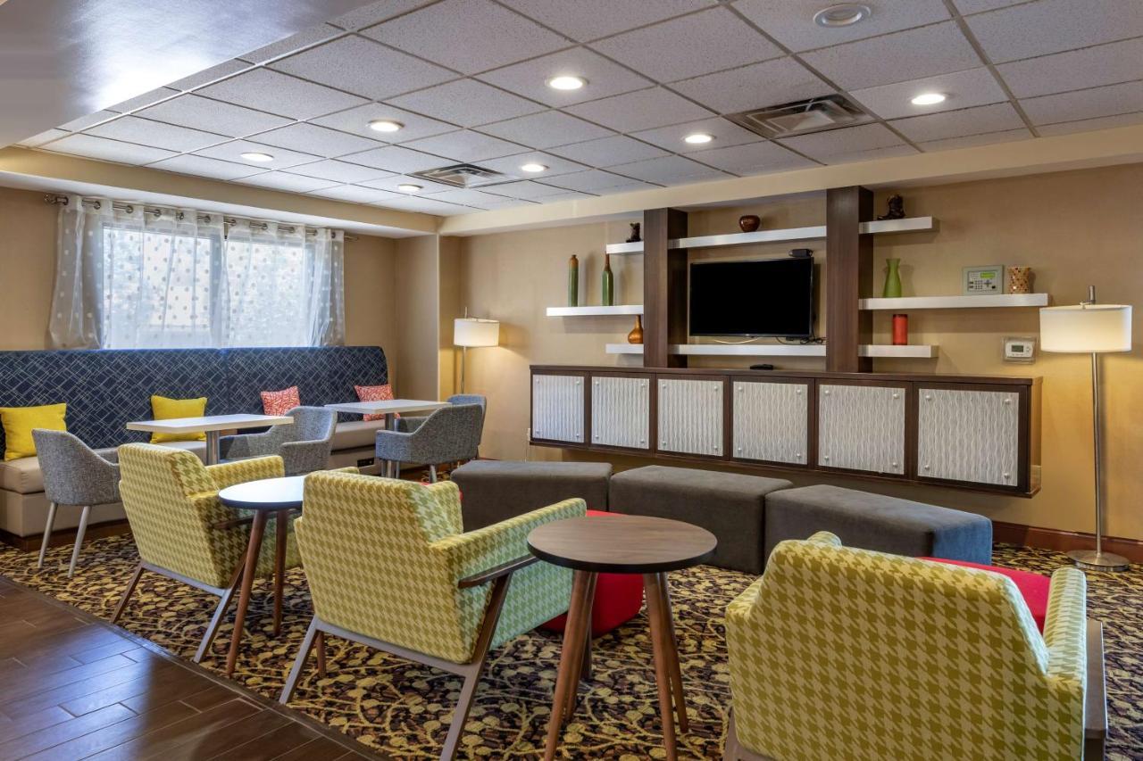 Hampton Inn Norco/Corona Exterior foto